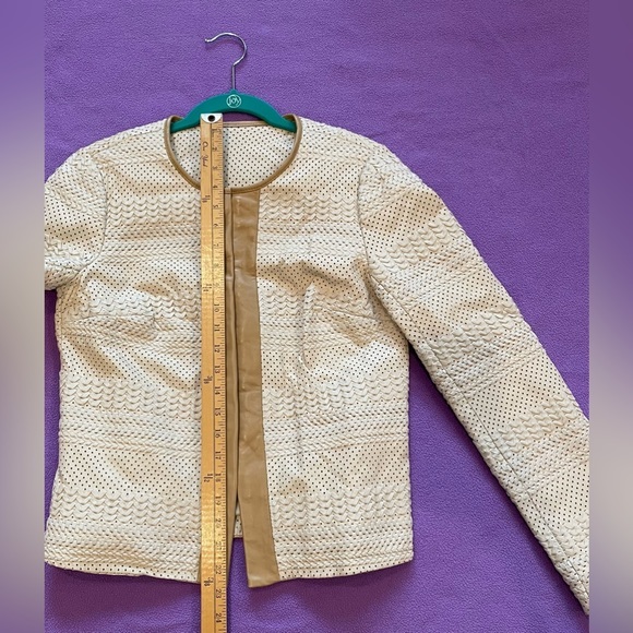 Tory Burch Leather Jacket Woven Lasercut details Cream Tan trim Women’s 6 - Picture 11 of 16